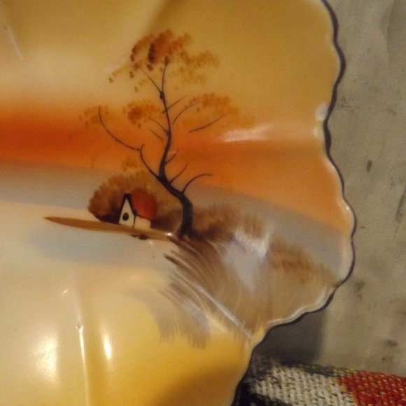 Noritake Rice Dish - Picture 3 of 5